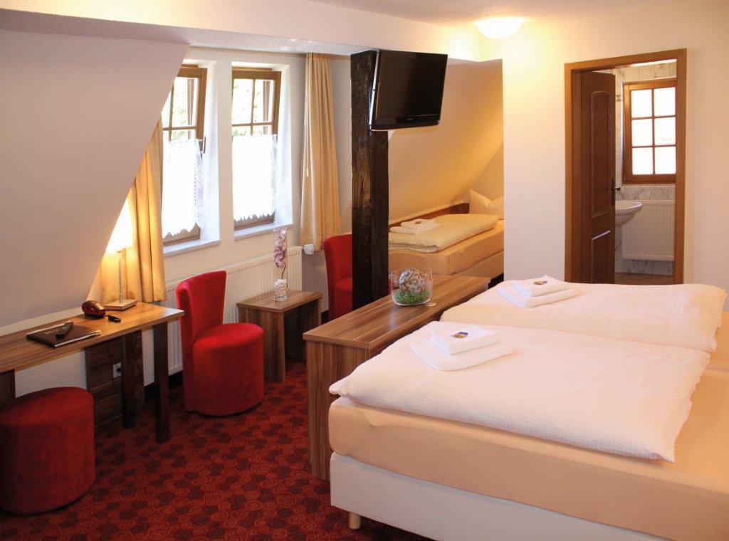 Hotel Goldener Hirsch Suhl Exterior foto